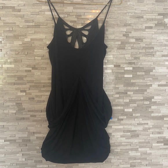 Black drape dress - Picture 2 of 2